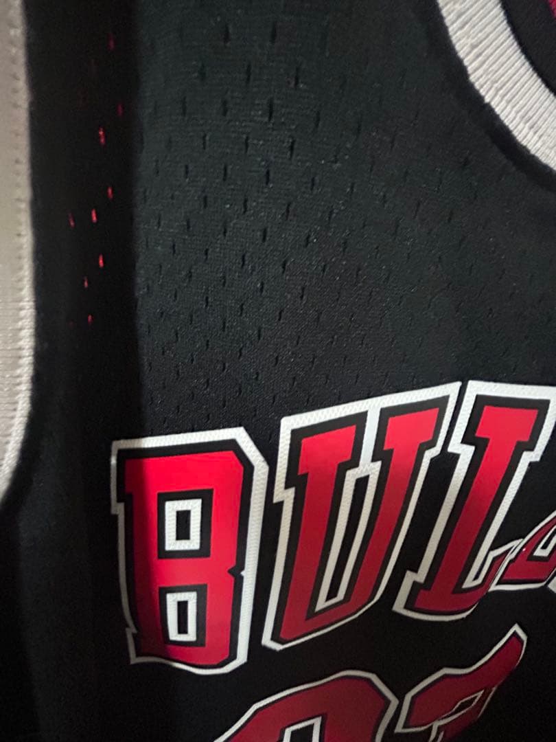 Mitchell & Ness Bulls ピッペン #33 97-98