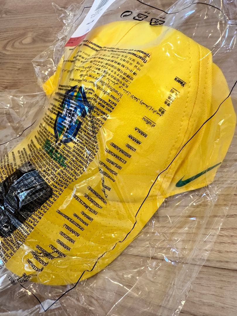 新品 未使用 タグ付き NIKE ナイキ ブラジル サッカー キャップ
