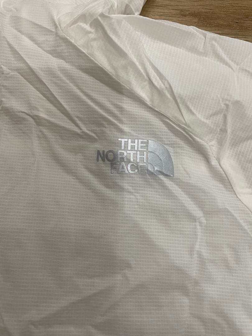 THE NORTH FACE フード付きウィンドブレーカー L ホワイト