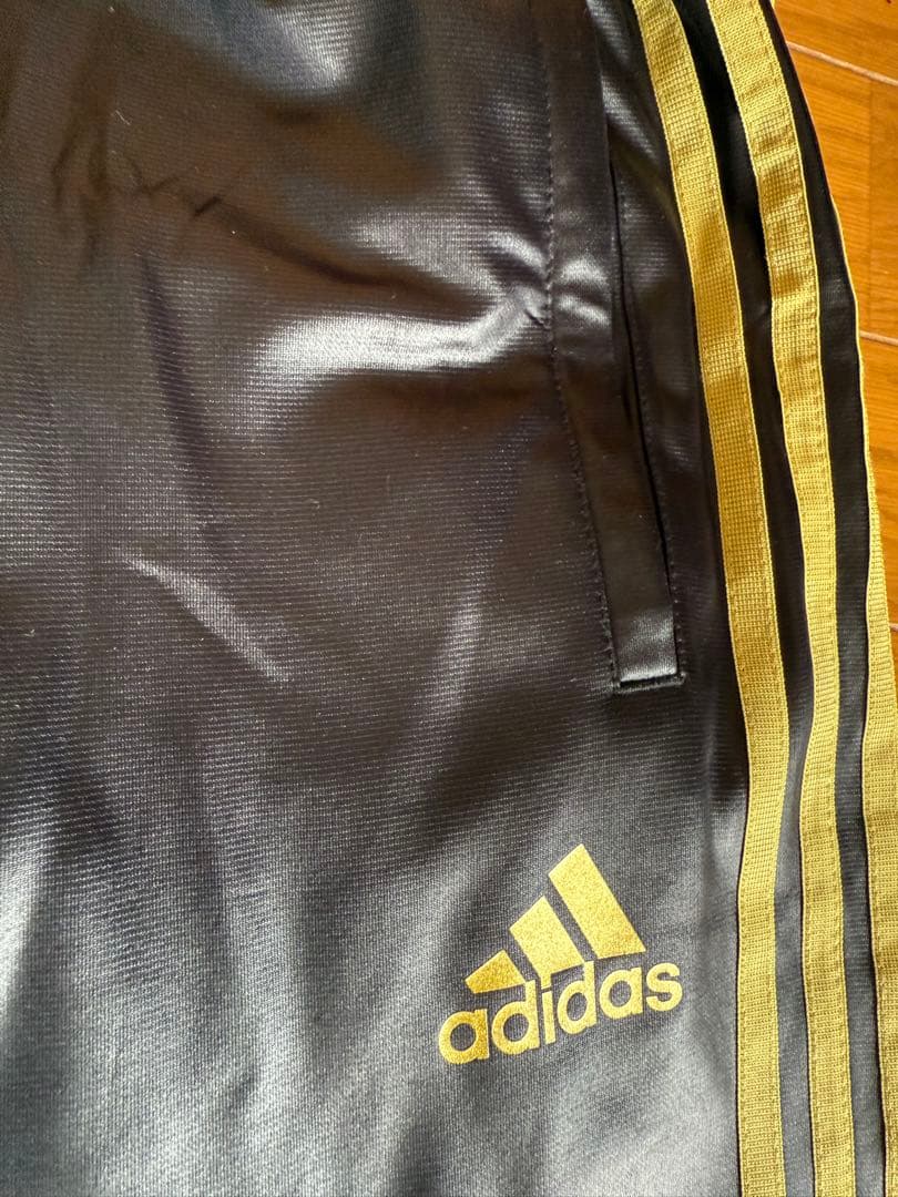新品タグ無し　adidas 上下セットアップ アディダス ジャージ Oサイズ