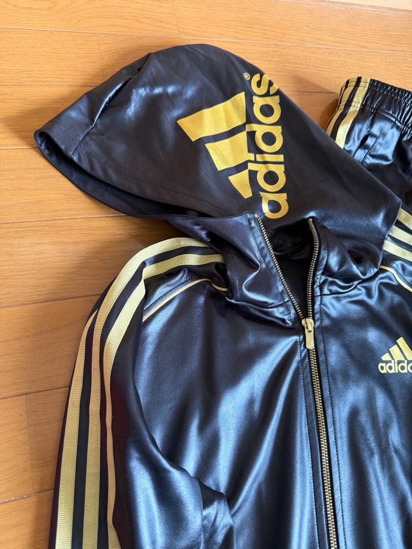 新品タグ無し　adidas 上下セットアップ アディダス ジャージ Oサイズ