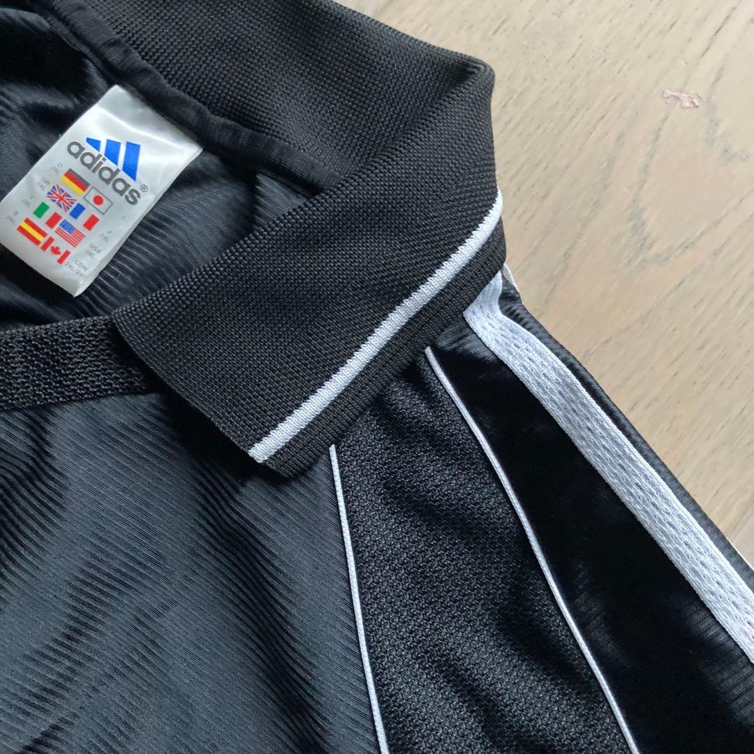 ビンテージ adidas オーバーサイズ フットボールシャツ 万国旗