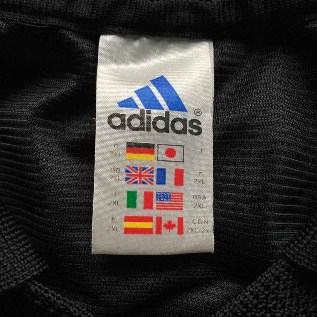 ビンテージ adidas オーバーサイズ フットボールシャツ 万国旗
