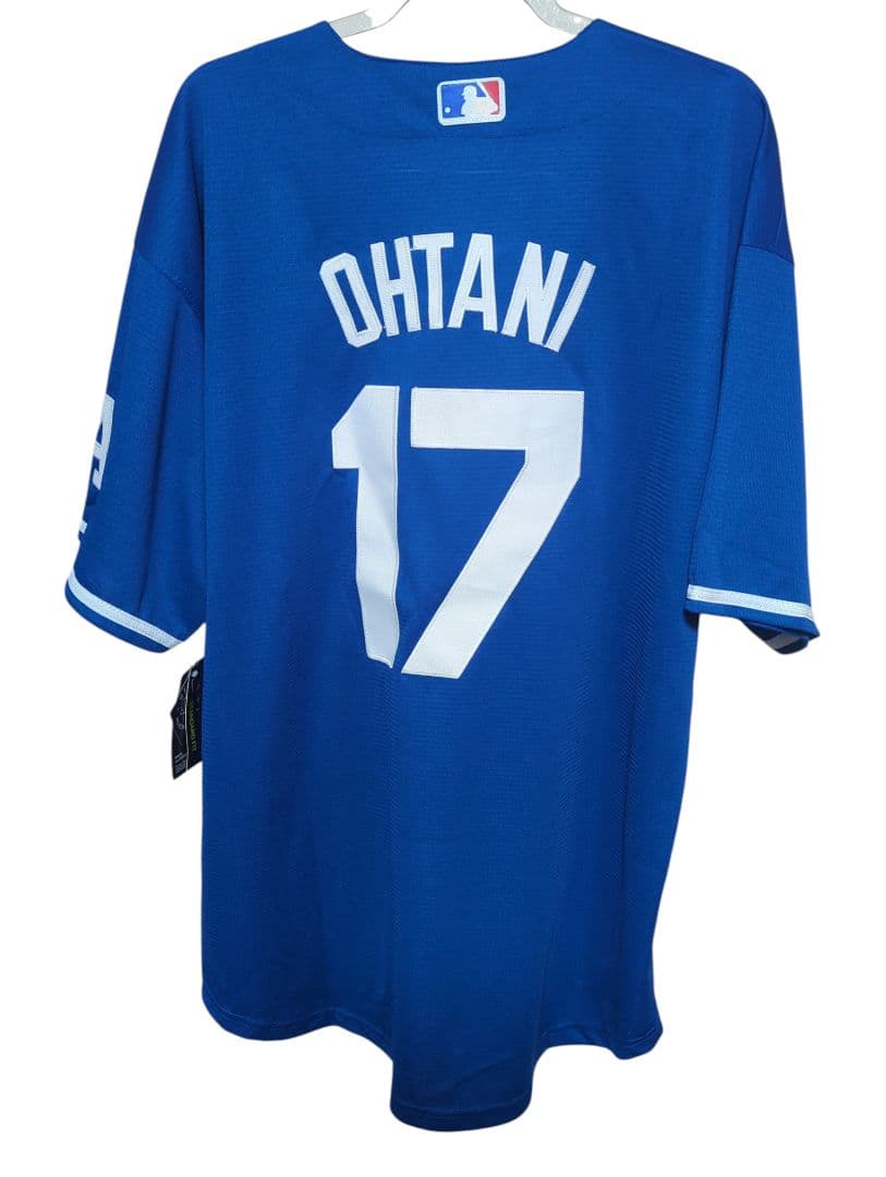 ロサンゼルス・ドジャース　ユニフォーム Ohtani 17番　未使用品