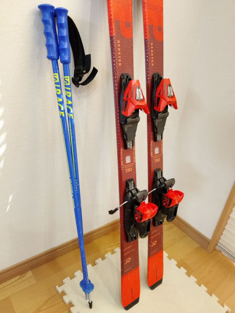 Atomic スキー ジュニア　130cm 赤 バインディング付き