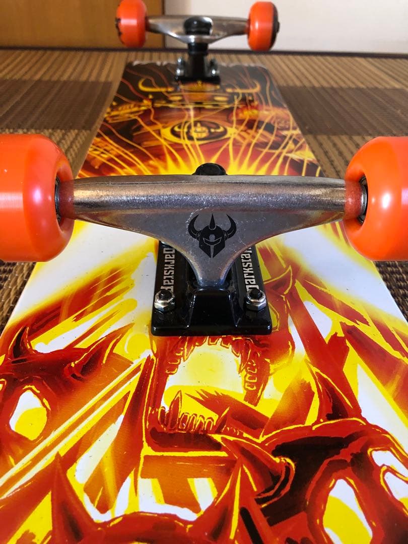 【新品未使用】スケボー（DARK STAR ダークスター）コンプリートセット