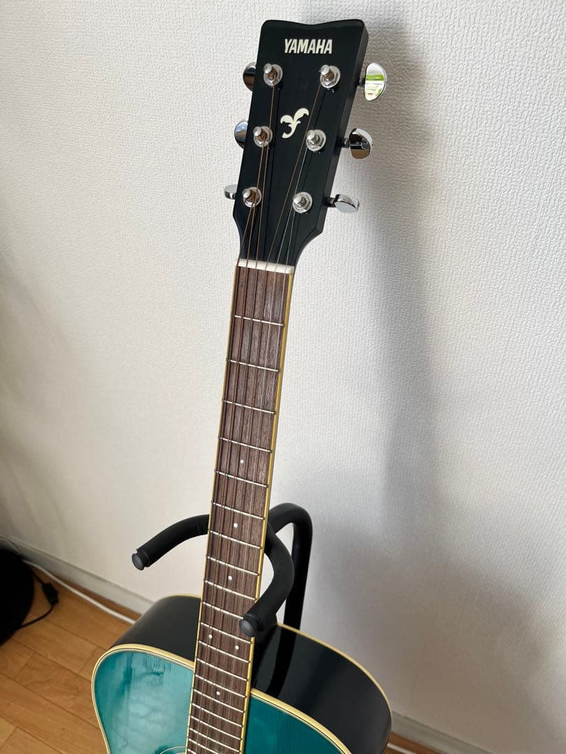 YAMAHA FS820 ヤマハアコースティックギター