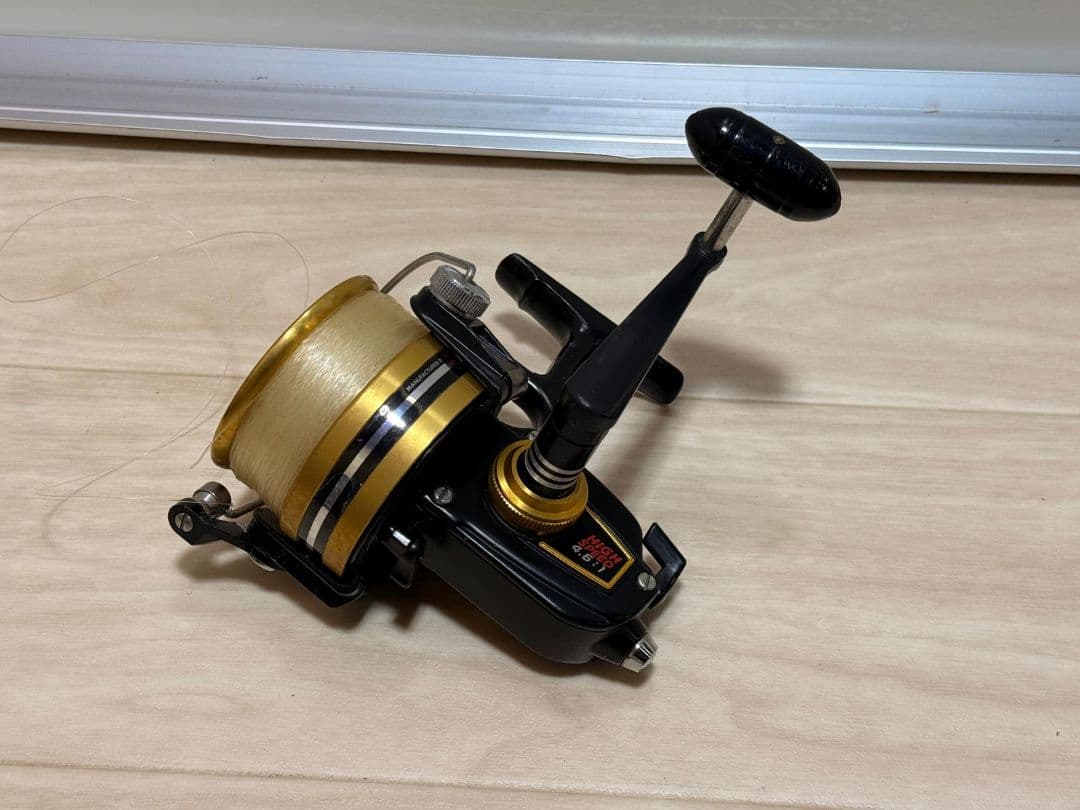 HIGH SPEED PENN 850SS スピニングリール 黒と金
