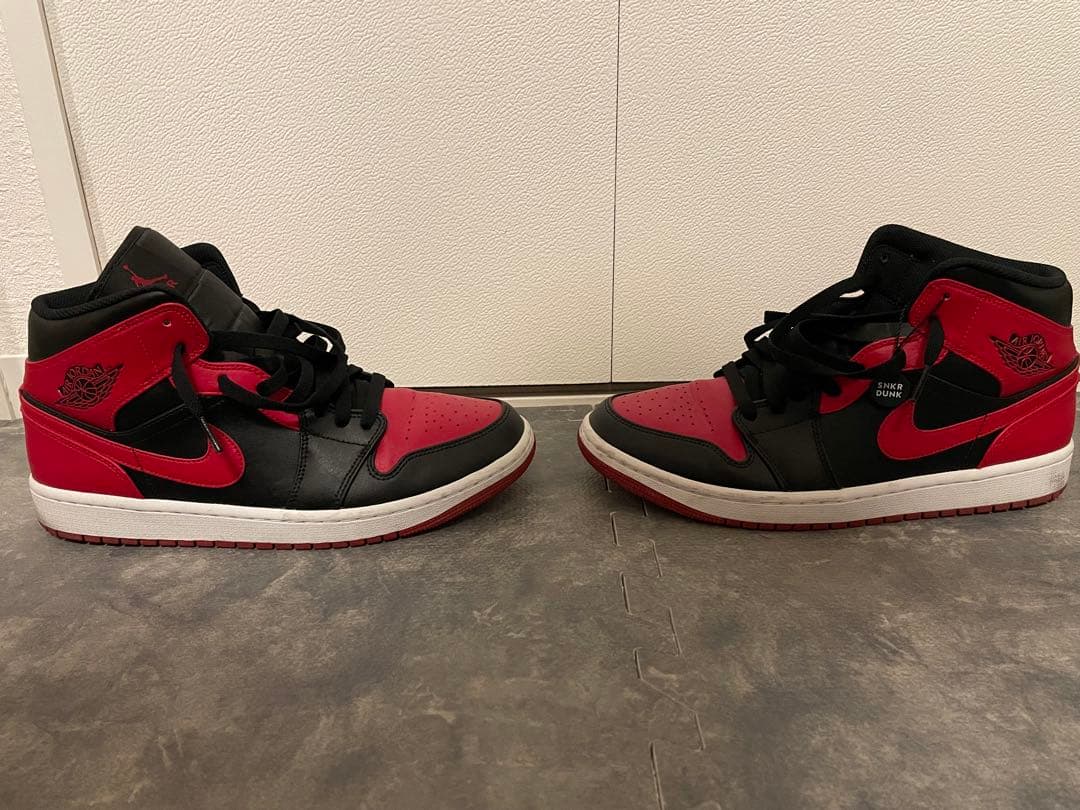 Nike Air Jordan 1 赤黒 ハイカットシューズ