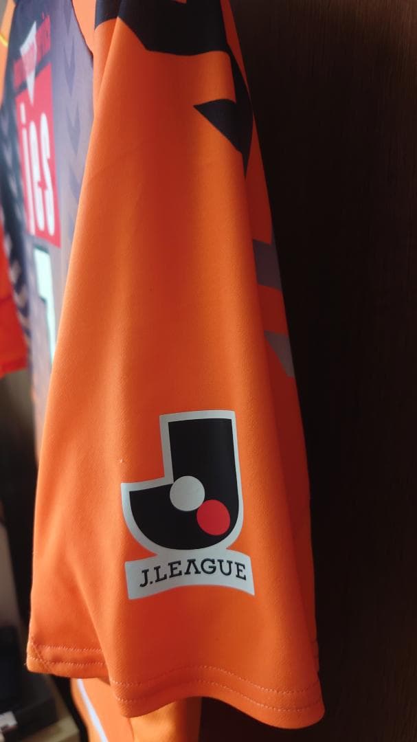 横浜FC シュナイダー潤之介サイン入りユニフォーム 1番オレンジ