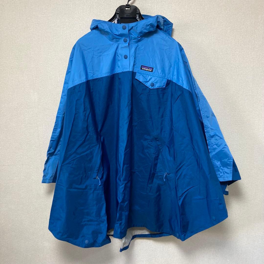 patagonia フード付きレディースレインウェア 青