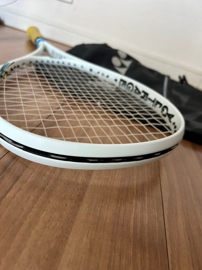 YONEX VOLTRAGE 5VSTEER テニスラケット(前衛用)