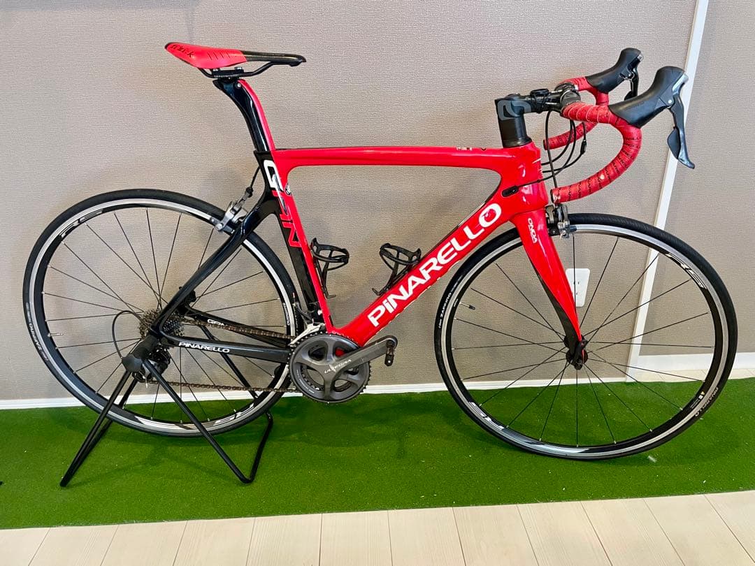 PINARELLO GAN レッド/ブラック ロードバイク