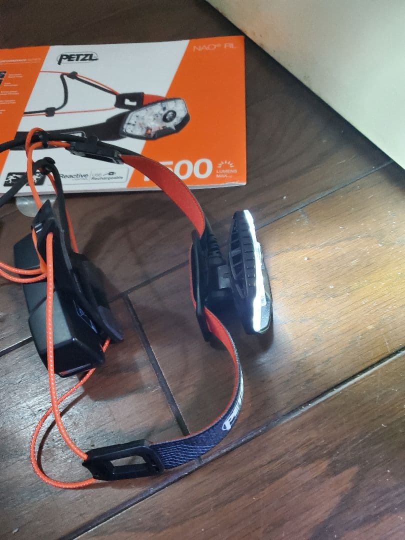 Petzl NAO RLヘッドランプ 1500ルーメン