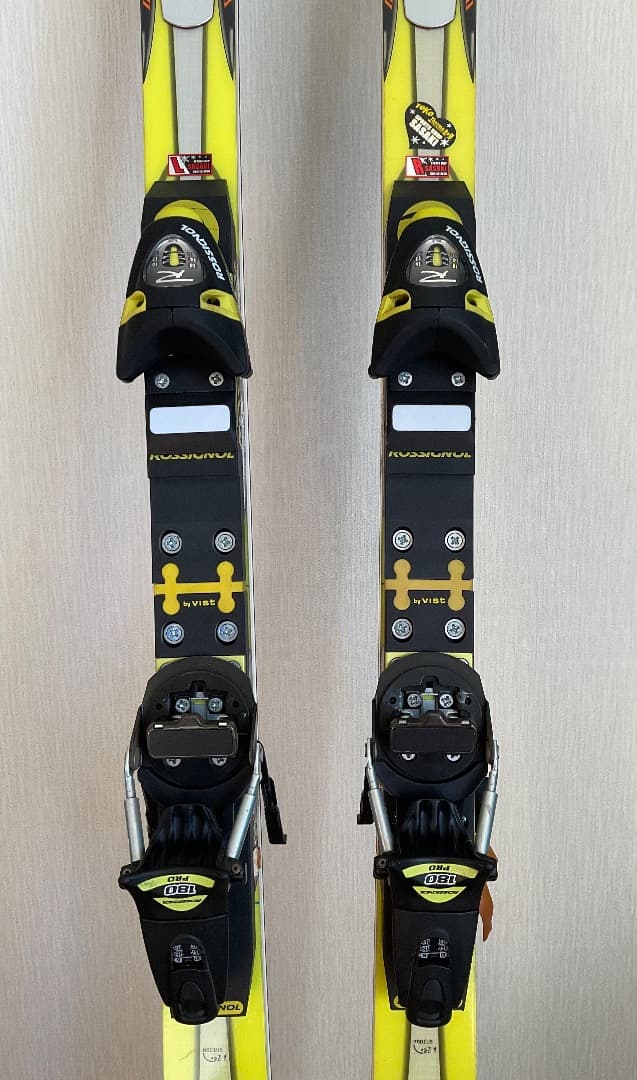 ROSSIGNOL ９X ・プレート・ビィンディング　サンドウィッチ構造
