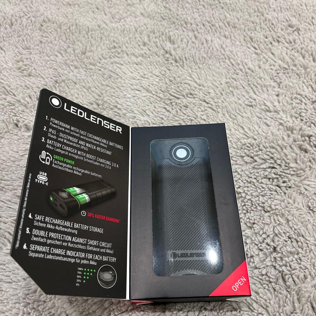 ライト・ランタン LED LENSER FLEX10 POWERBANK