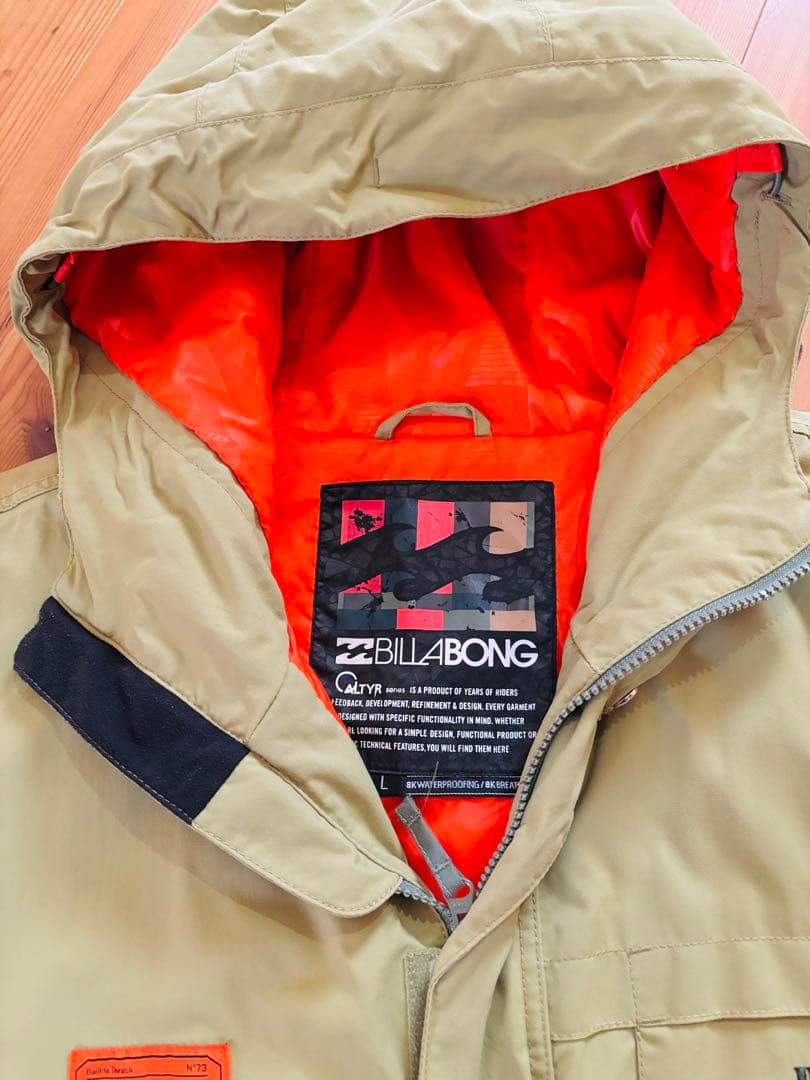 BILLABONG フード付きジャケット