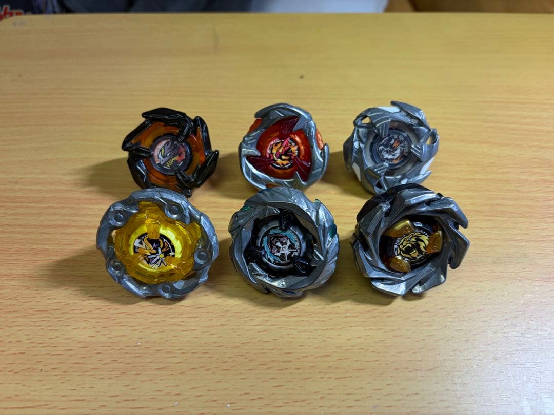 ベイブレードX一式中古