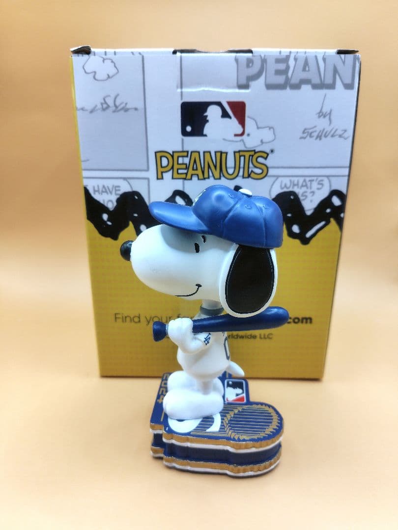 ピーナッツ×LAドジャース　ボブルヘッド【150個限定品】スヌーピー