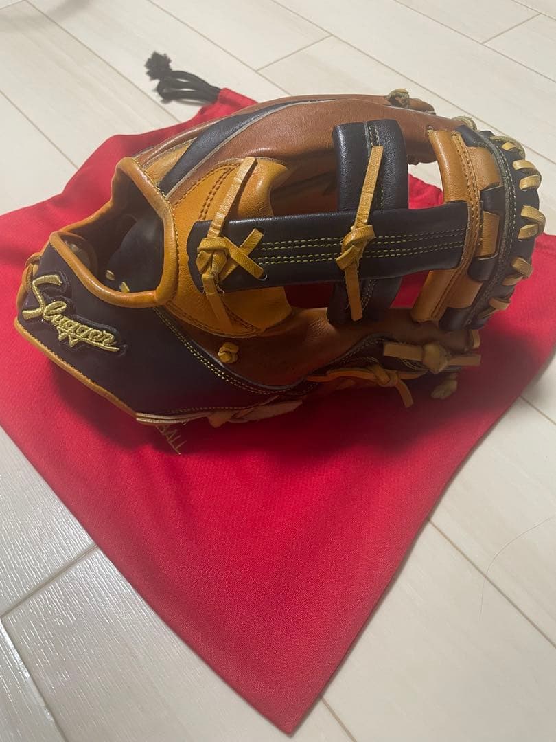 よもぎ　Slugger 軟式グローブ 収納袋付き