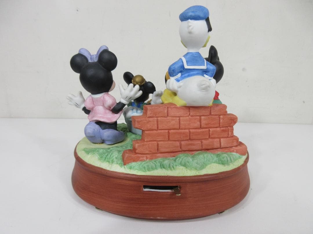 0912Z ディズニー ミッキー&フレンズ オルゴール いつか王子様が 置物
