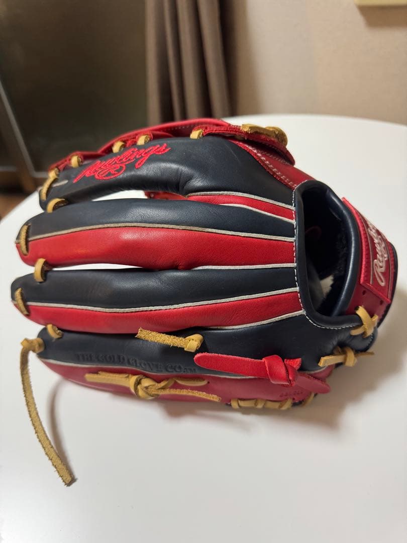 Rawlings 軟式グローブ 黒と赤