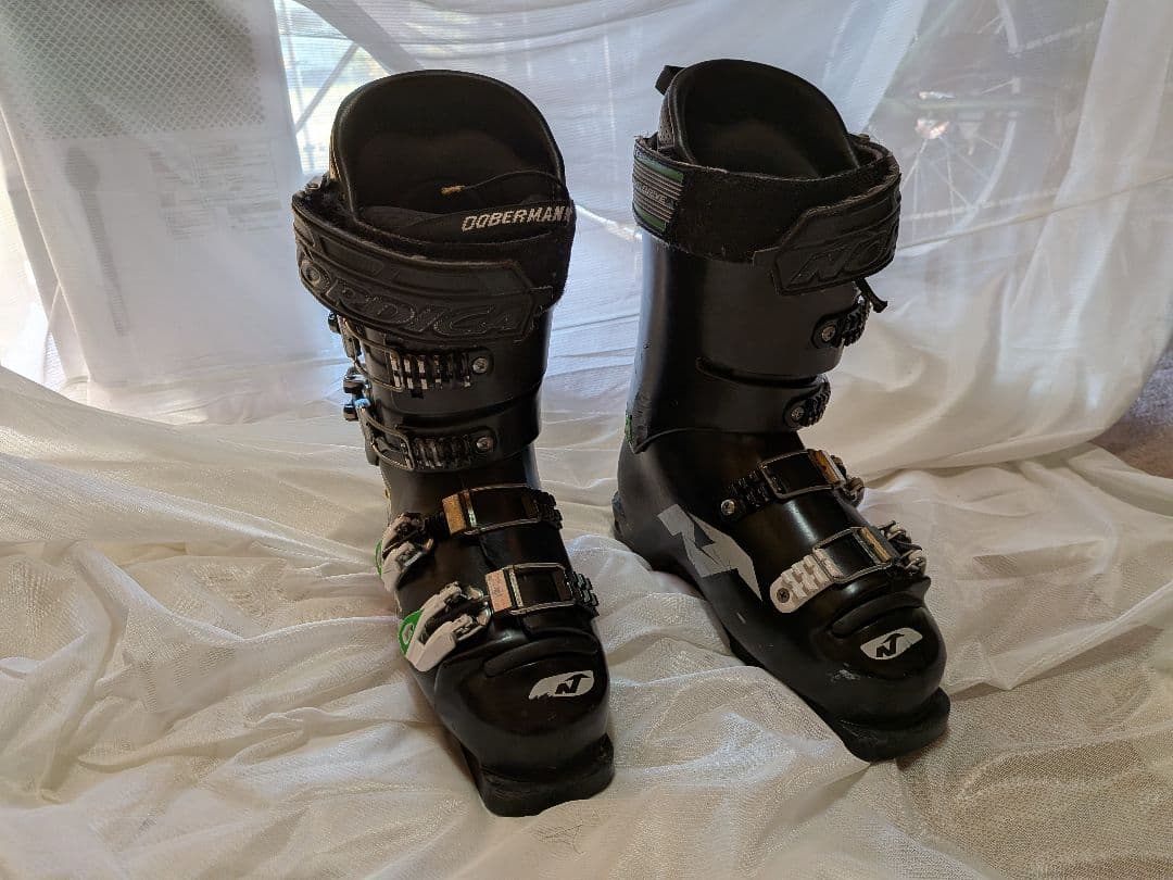 Nordica Dobermann スキー用ブーツ ブラック