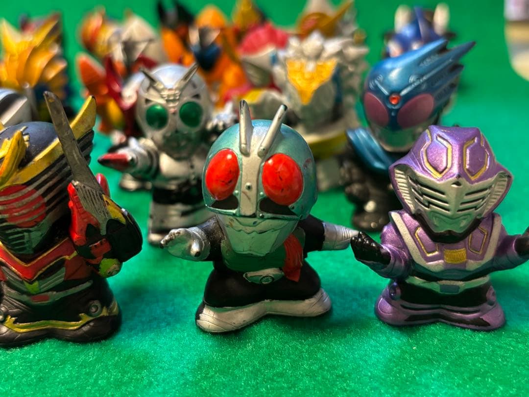 ！【お値下げ中】！計57体!!仮面ライダー ミニチュア指はめフィギュアセット