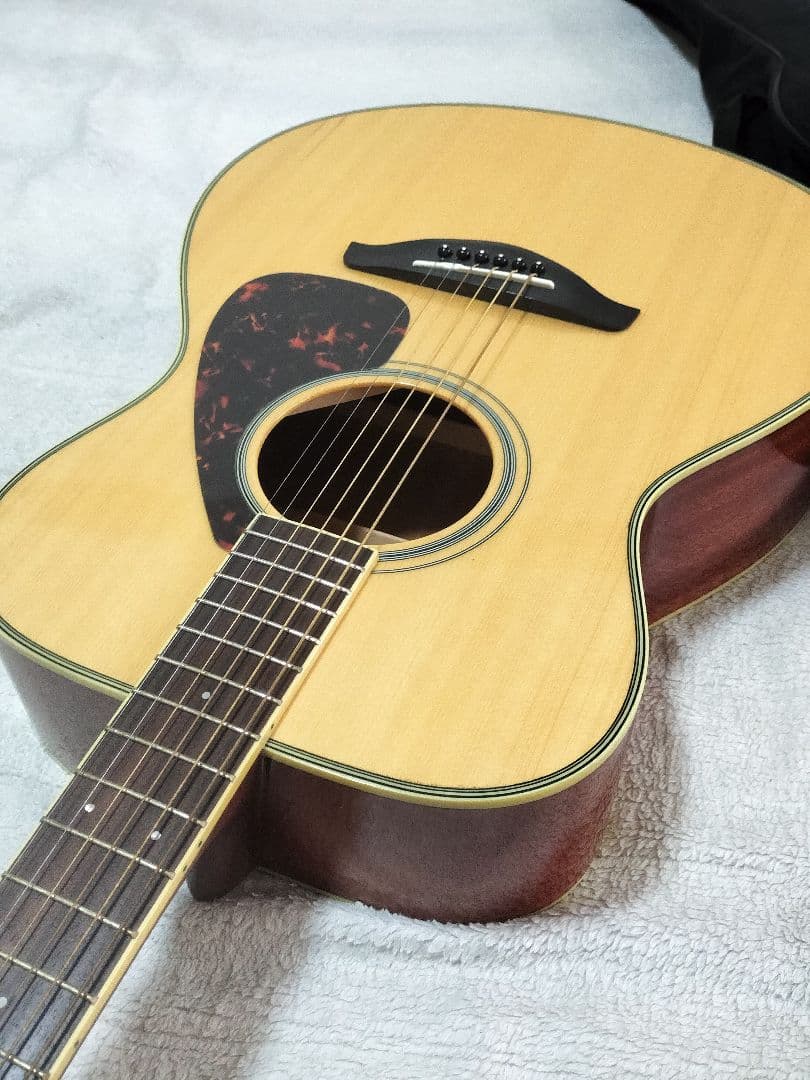 YAMAHA FS-720S ナチュラル TOP単板 小ぶり オマケ付 キズあり