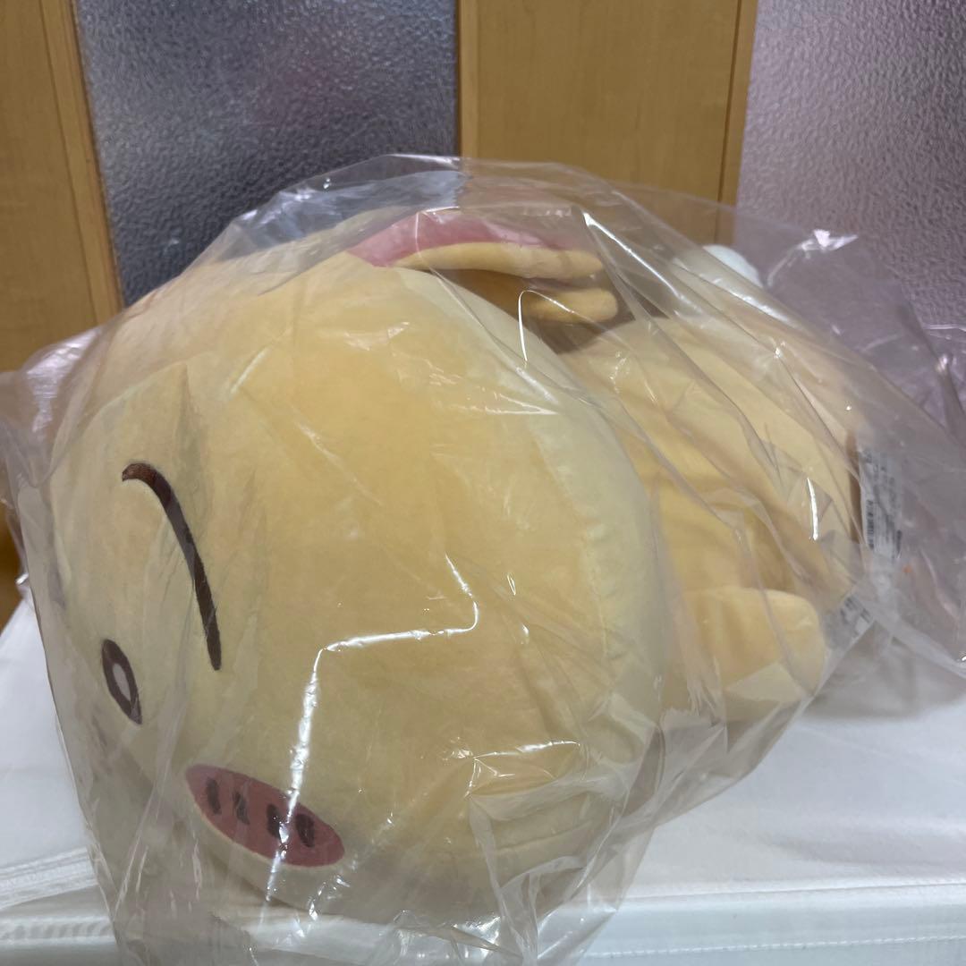 ちいかわマシュマロみたいな寝そべり抱きぬいぐるみ