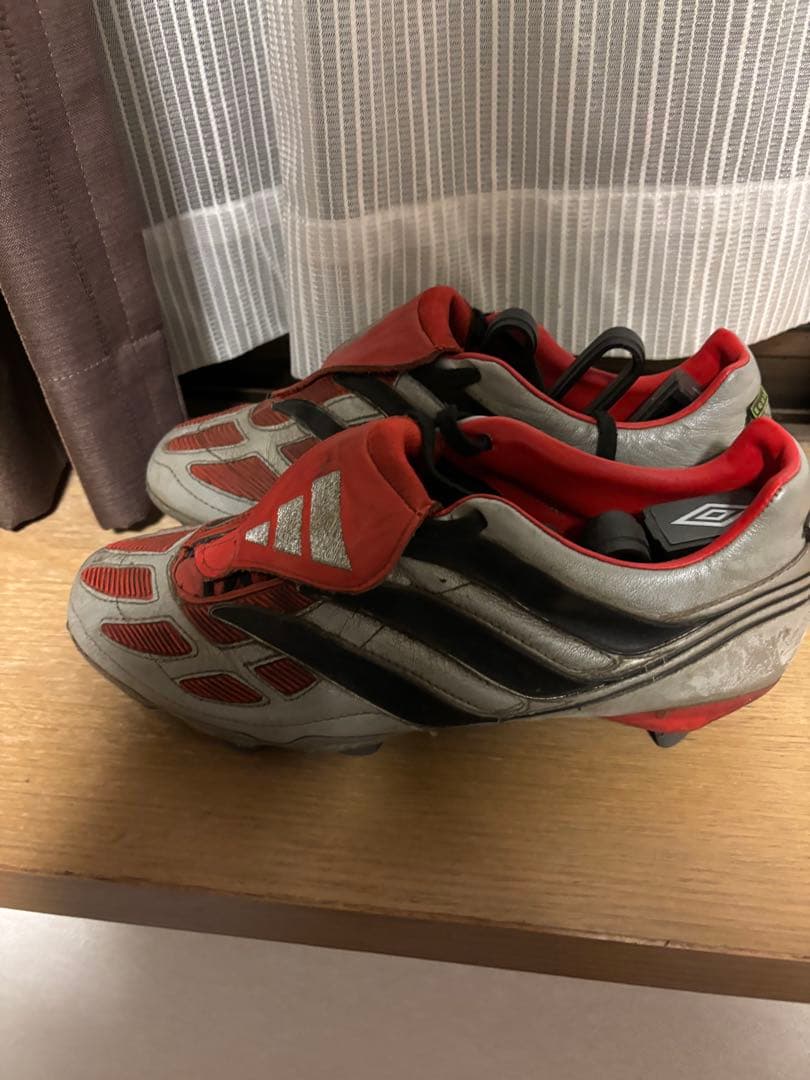 【希少】アディダス プレデター プレシジョン FG スパイク 26.5