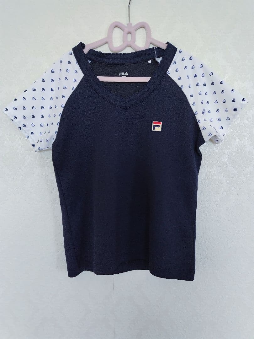FILA Vネックテニスウェア2枚セット