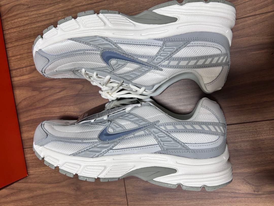 新品　ナイキ イニシエーター　27 マラソン　ランニング　トレーニング　シューズ