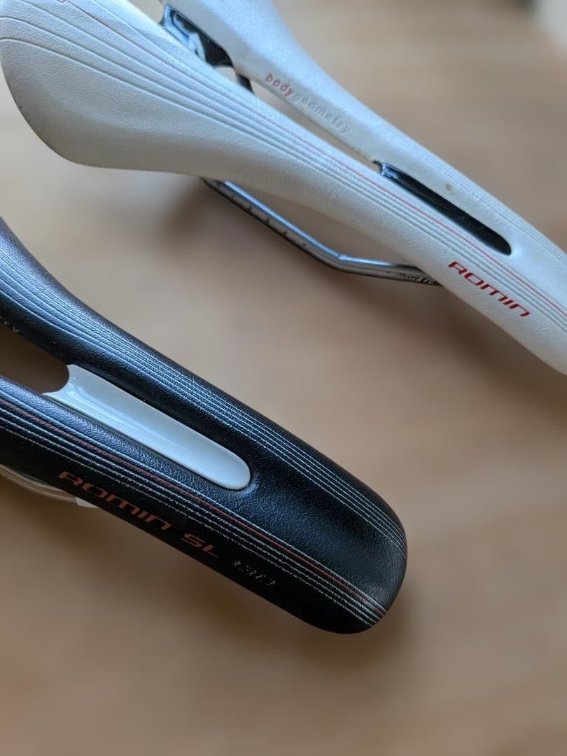 Specialized Romin サドル 2個セット