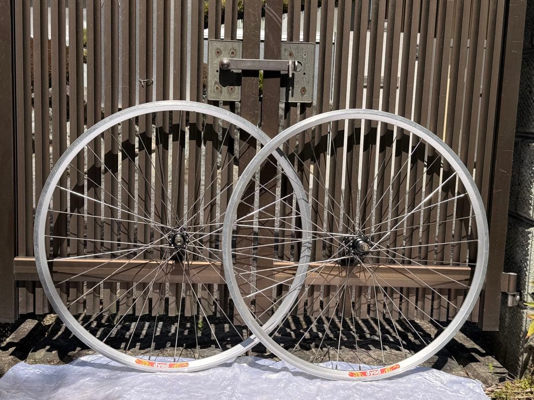 velocity dyad grancompe ピスト ホイール