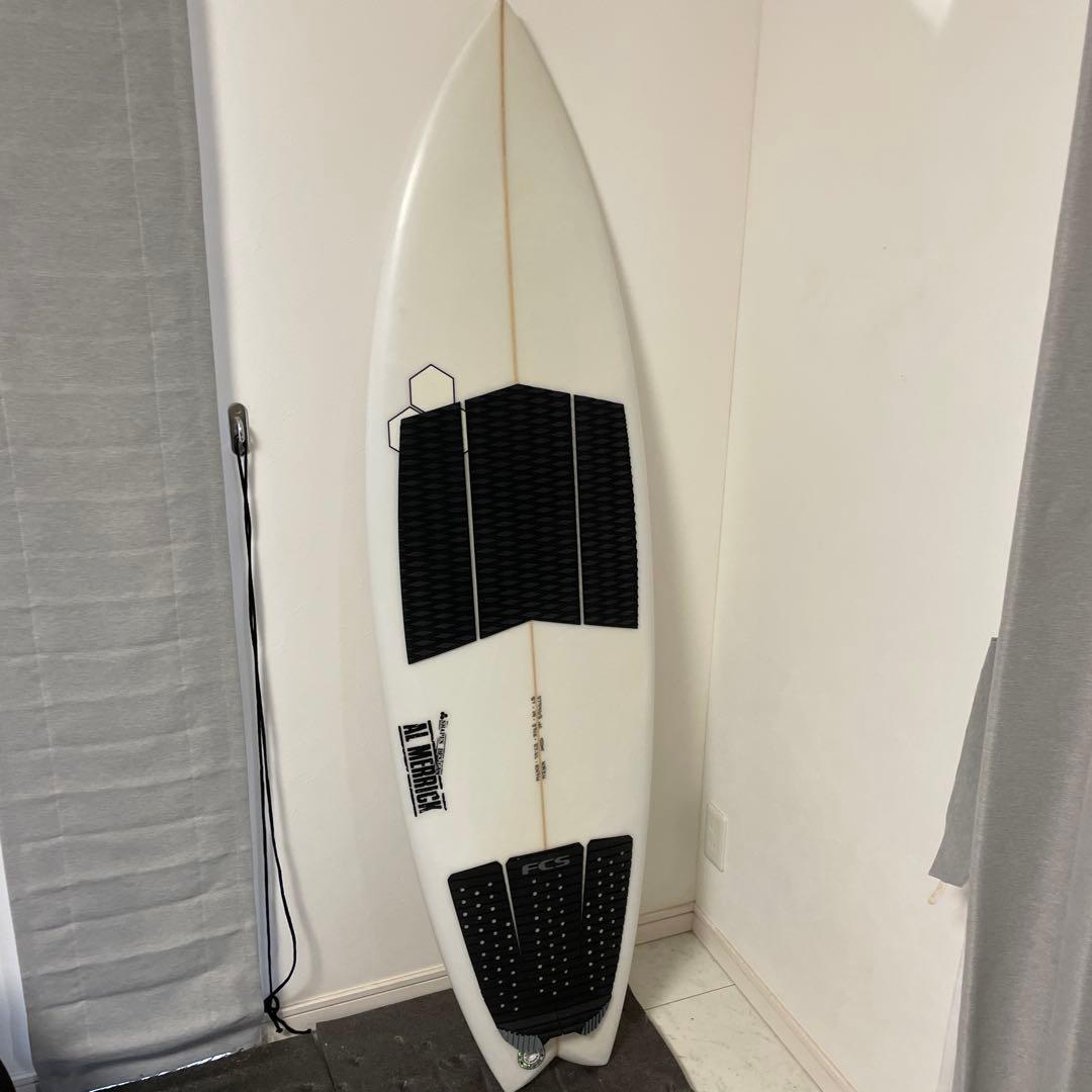 千葉県　片貝手渡し希望　5.7￼ AL MERRICK ROCKET WIDE