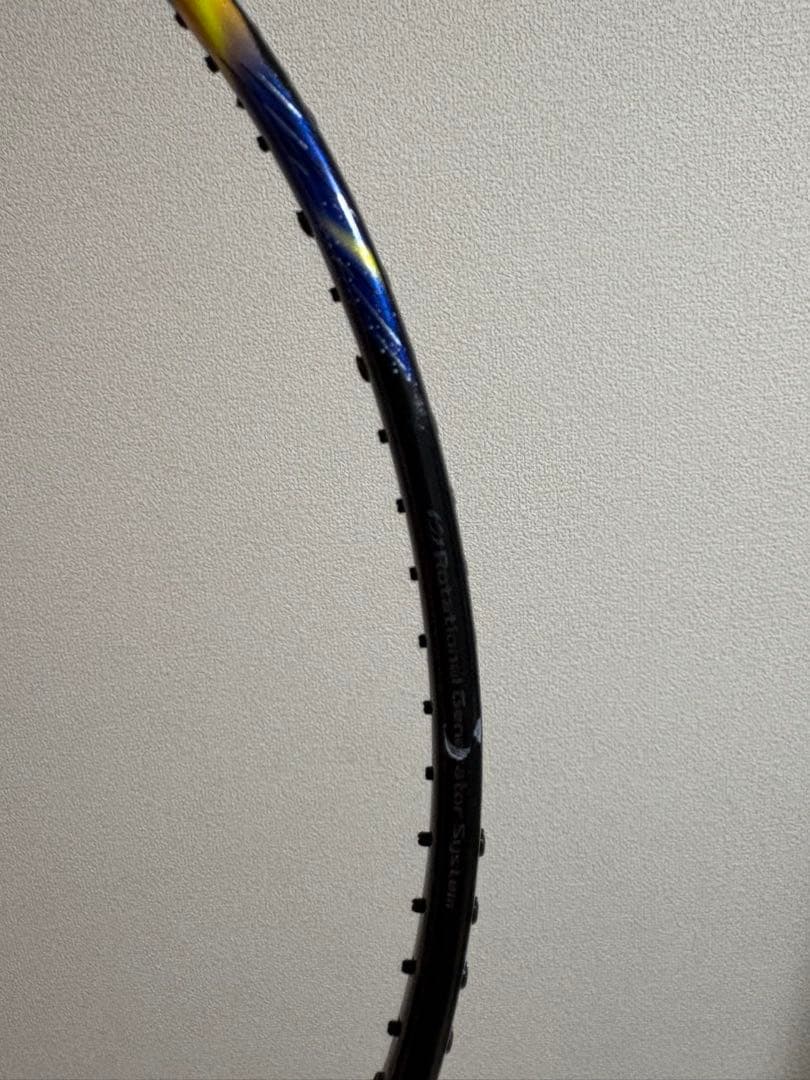 YONEX バドミントンラケット アストロクス77 4U G5（ソフトケース付）