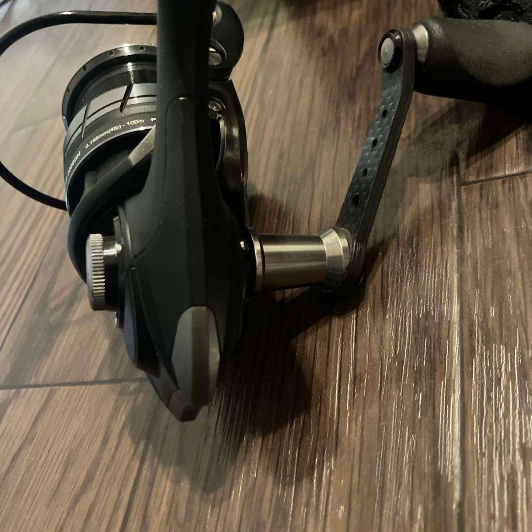 Abu Garcia Roxani 2000SH スピニングリール