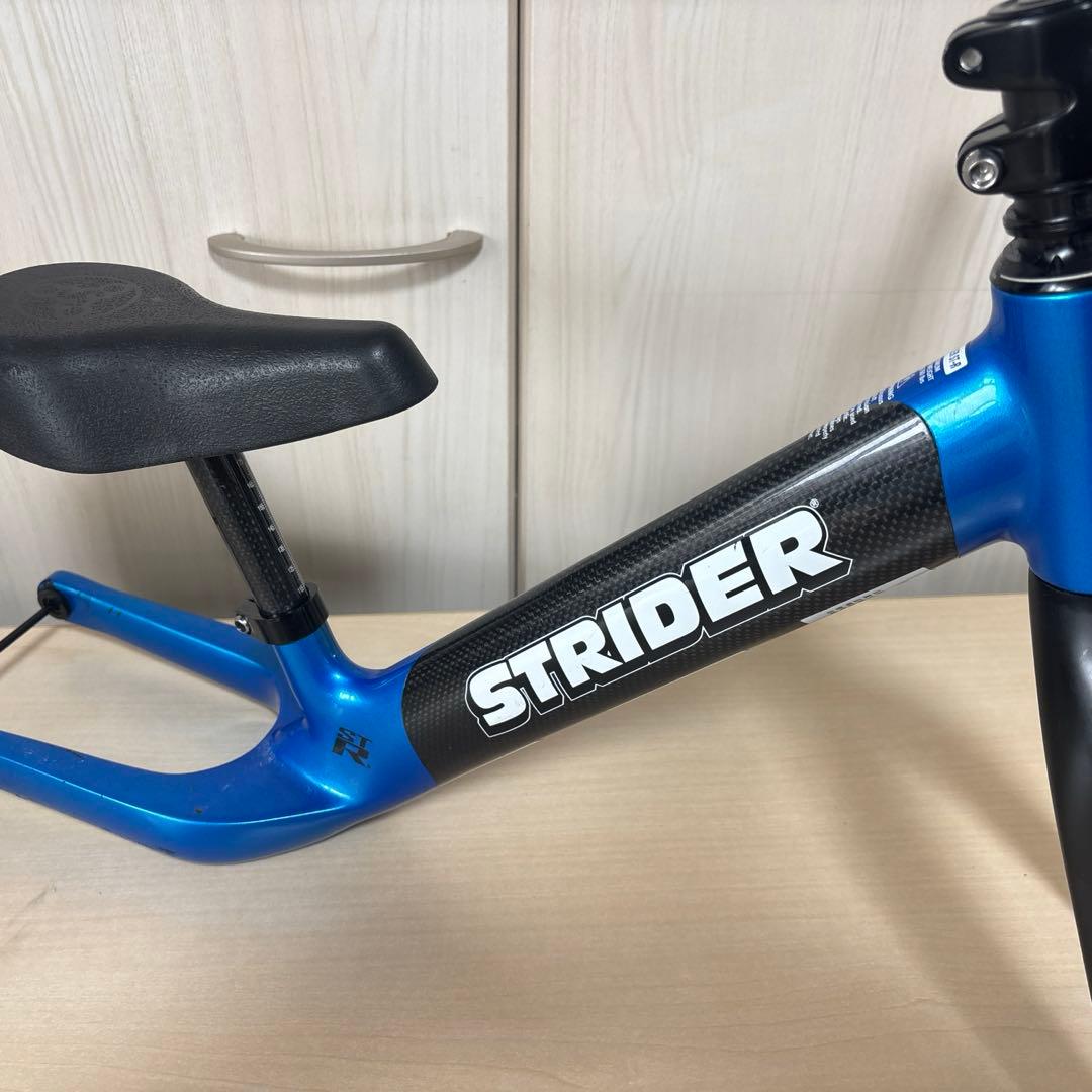STRIDER ST-R カーボンフレーム ハンドル付き