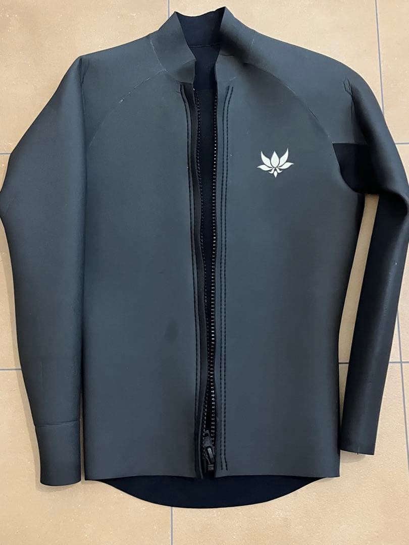 AXXE CLASSIC フロントジップ ロングスリーブタッパー ラバーLサイズ