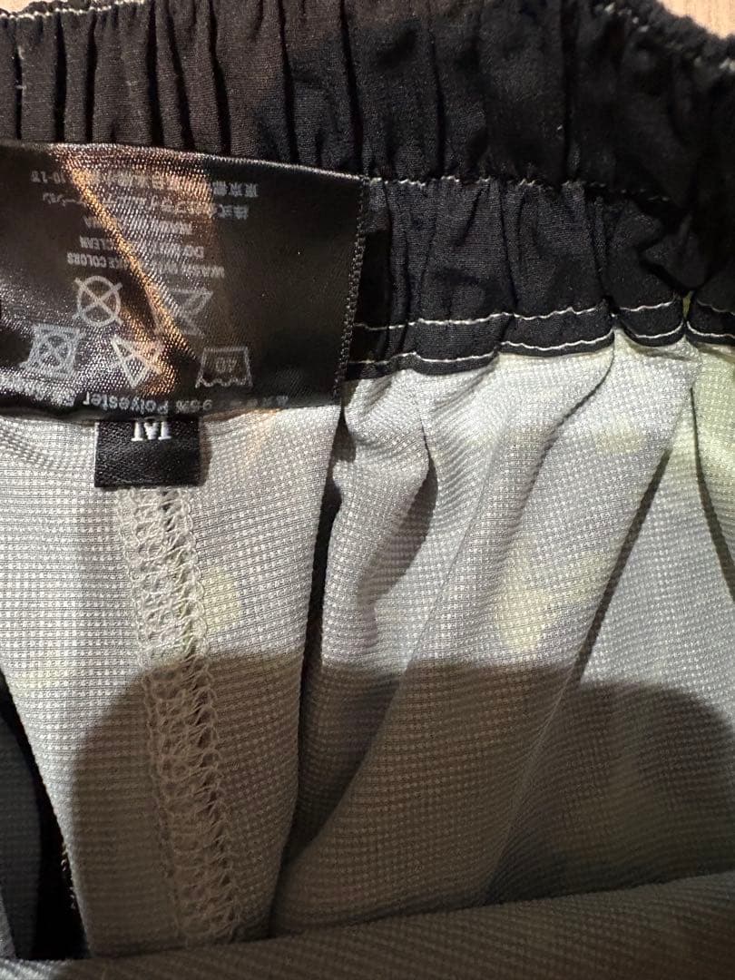 本日限定値下げ【美品】RADICALFITNESS タンクトップ＆ショートパンツ