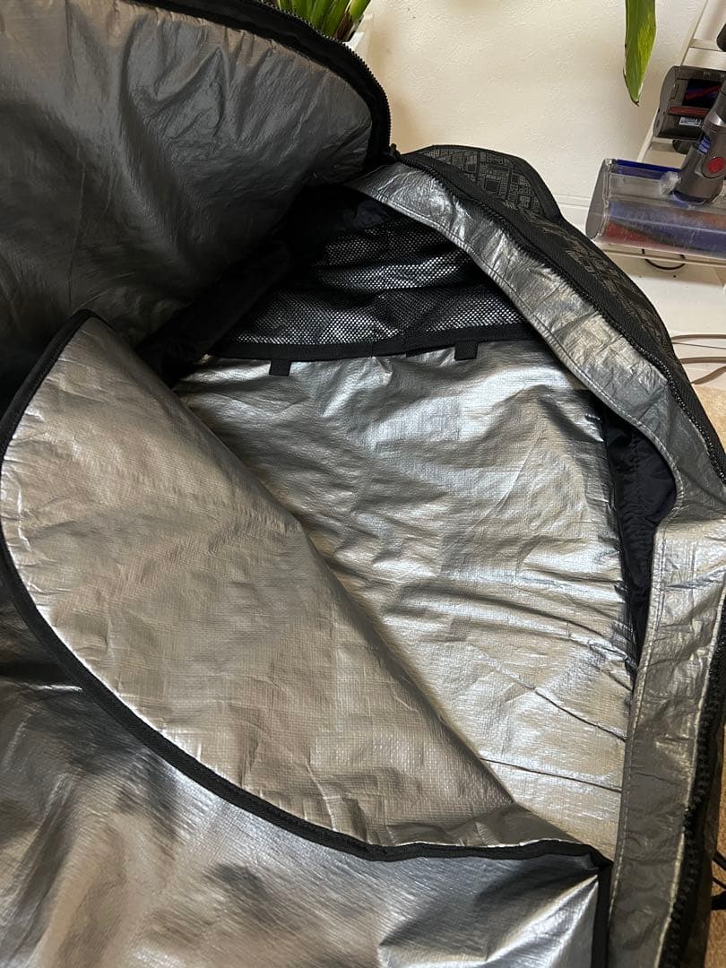 DAKINE サーフボードケース2枚収納
