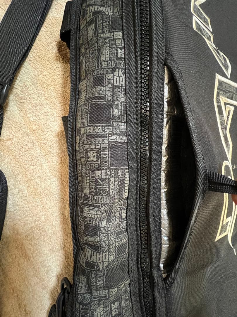 DAKINE サーフボードケース2枚収納