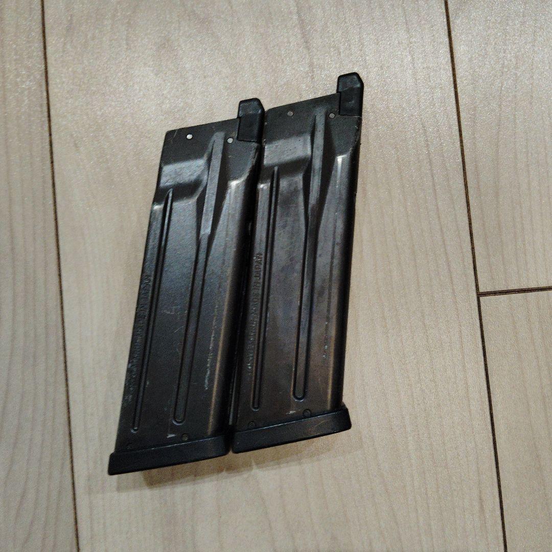 最終値下げ 東京マルイガスガン HK45 USPコンパクト マガジン合計5本付き