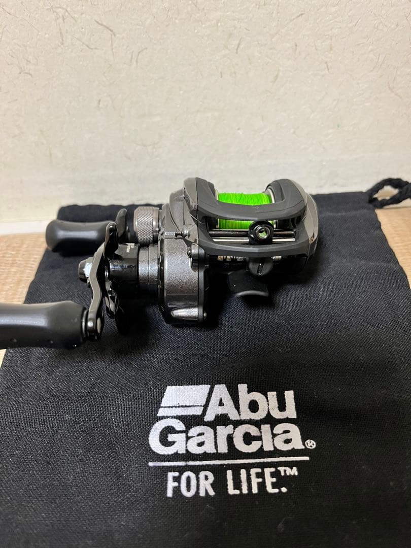 『新品未使用品』アブガルシア（Abu Garcia）プロマックス4 ベイトリール