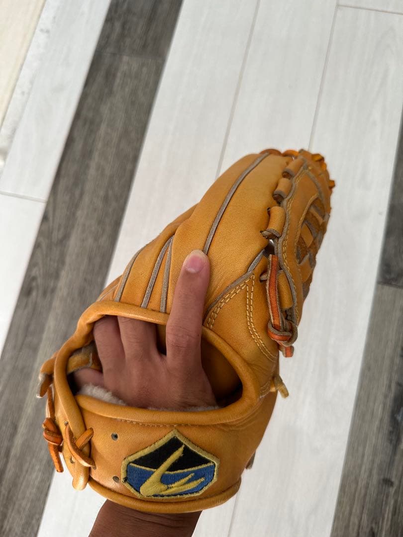 s*u様 リンドスポーツ　硬式内野用グローブ