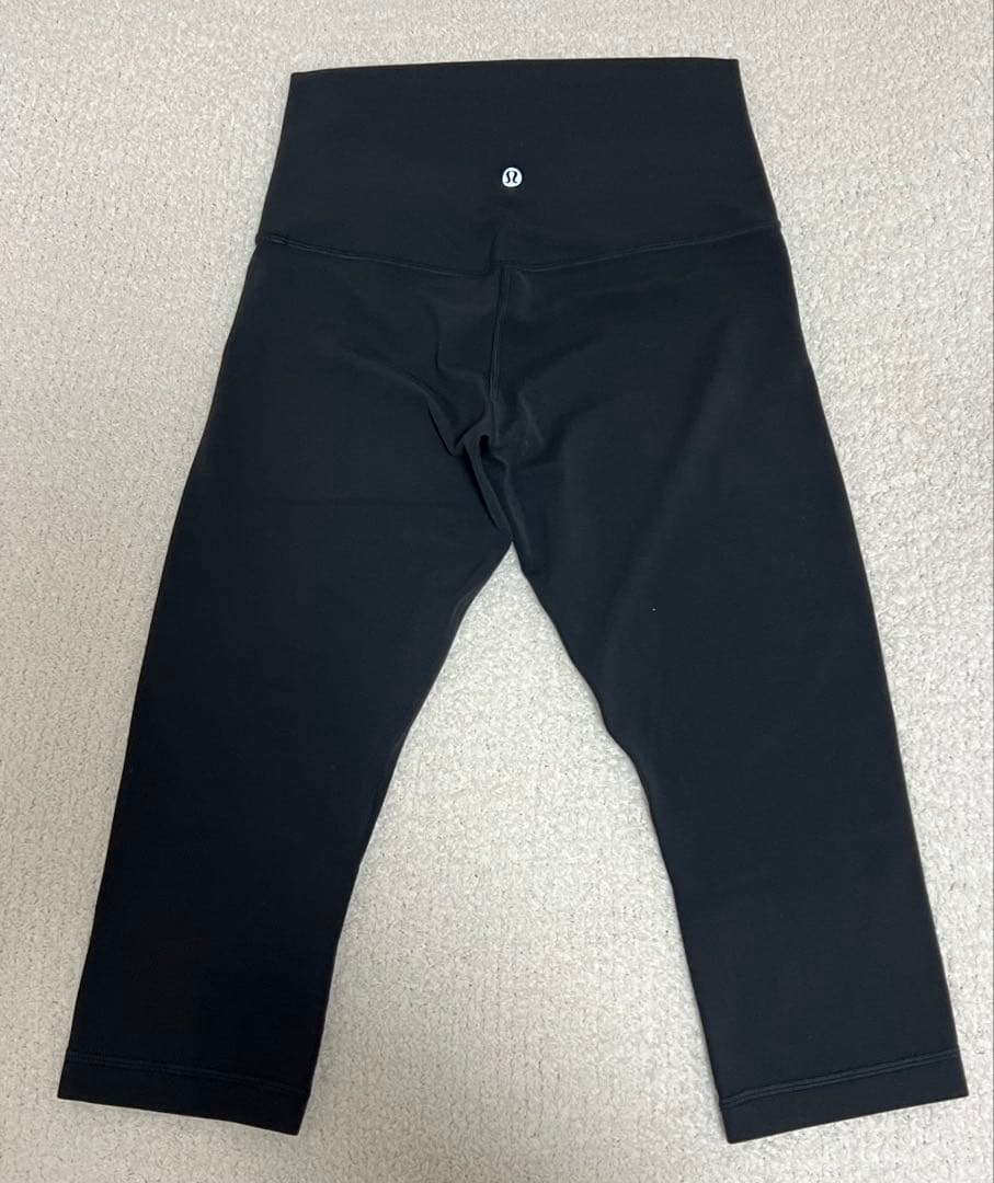 Lululemon ルルレモン Alignハイライズクロップパンツ 21インチ