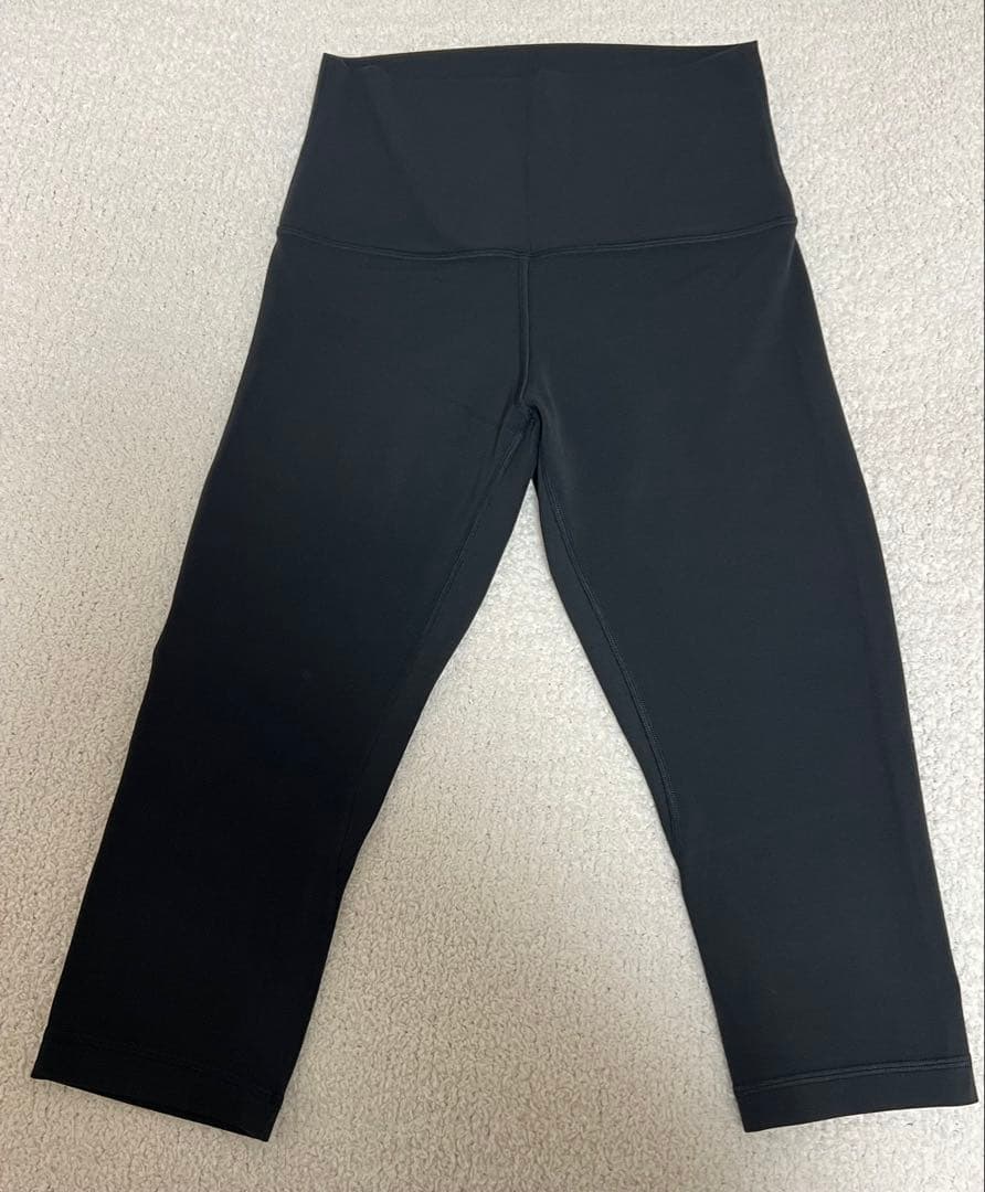 Lululemon ルルレモン Alignハイライズクロップパンツ 21インチ