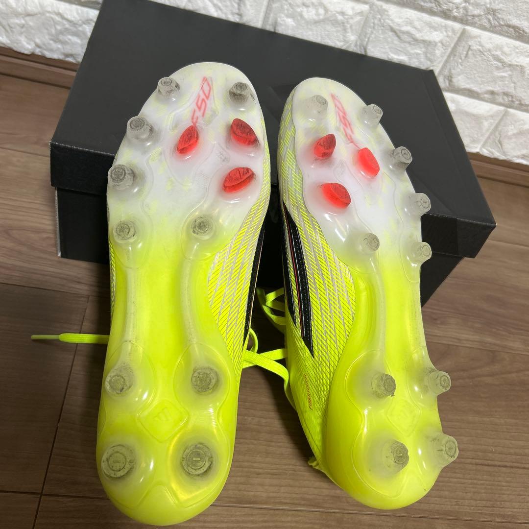 28cm　サッカー　スパイク　アディダス　軽量　芝　土　F50 JR6466