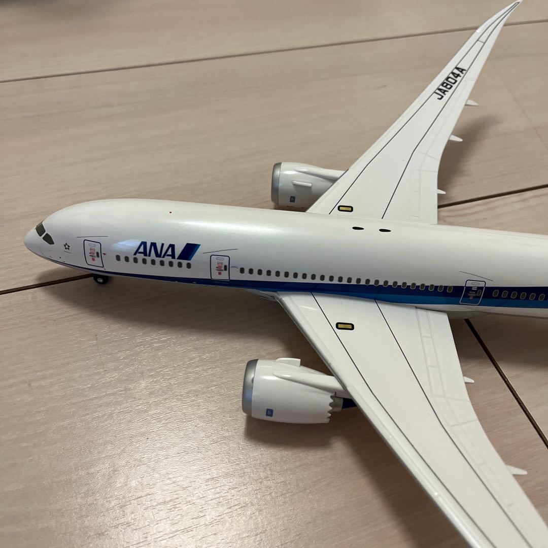 ANA Boeing 787-8モデル 1:200 スケール
